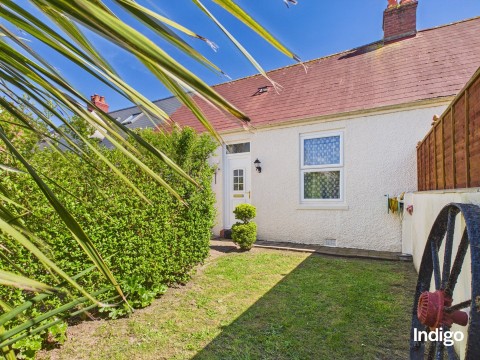 View Full Details for St Saviour