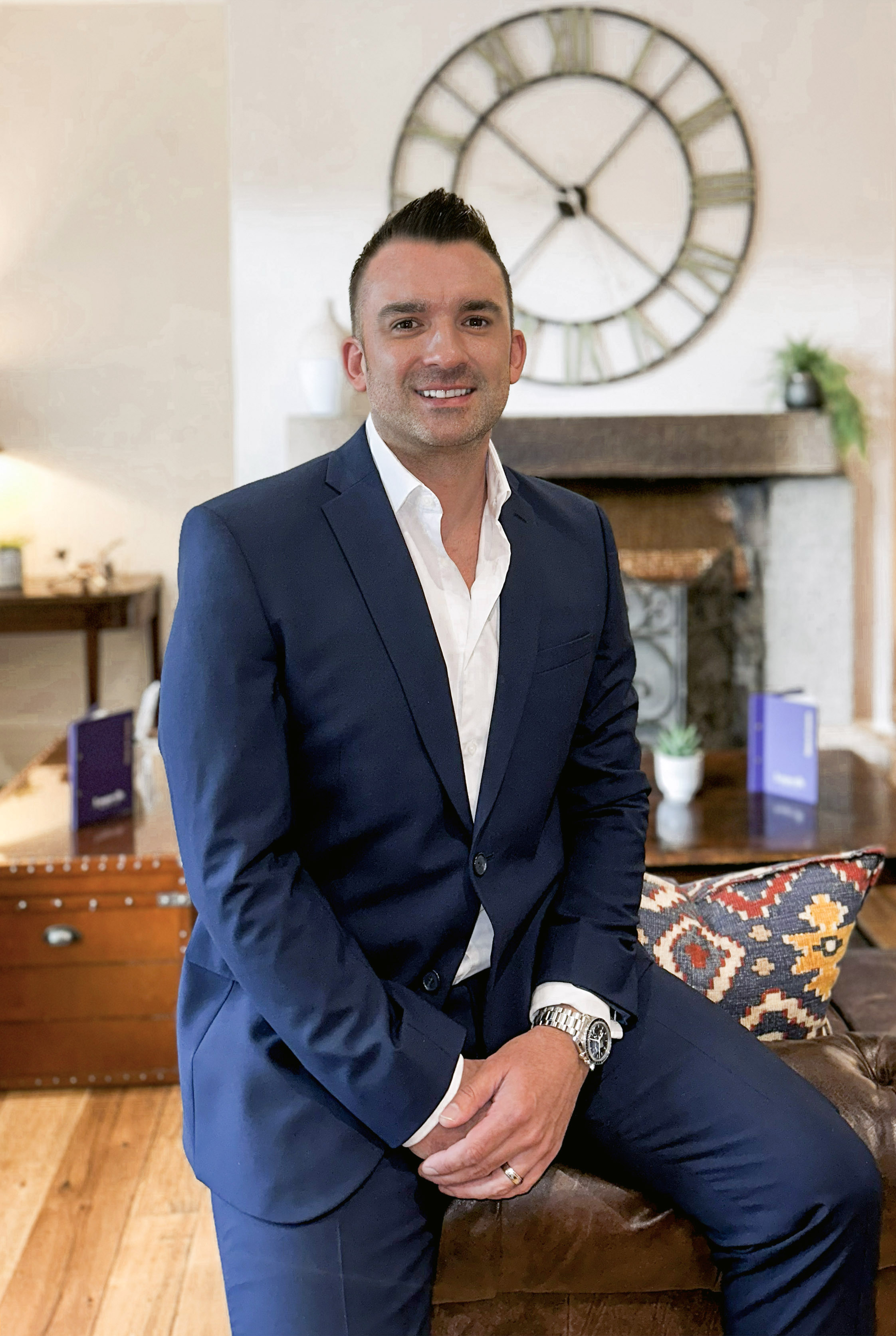 Daniel Buckross, Sales Negotiator
